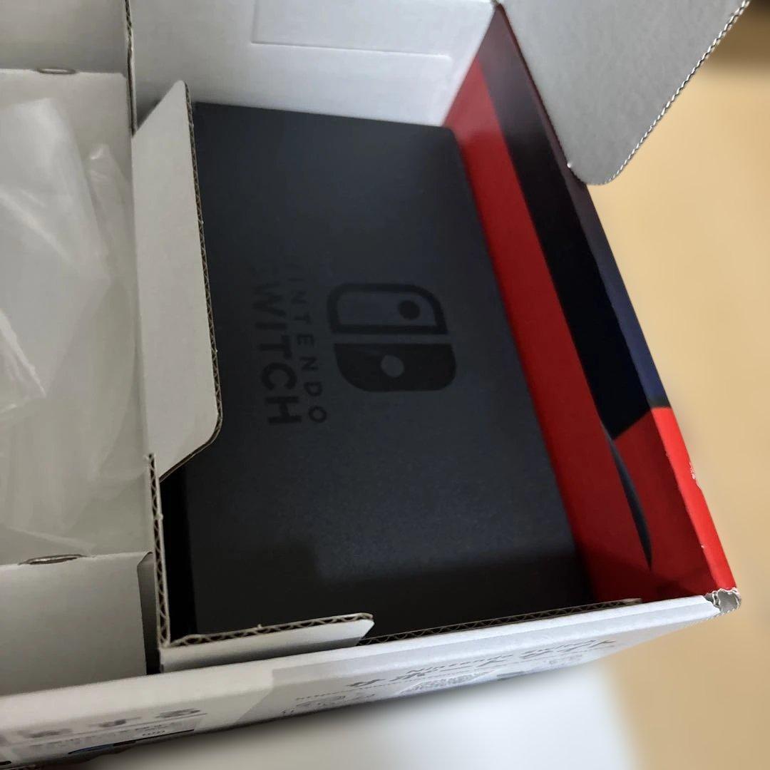 ナ*6様 【ジャンク】Nintendo Switch 本体　充電不可