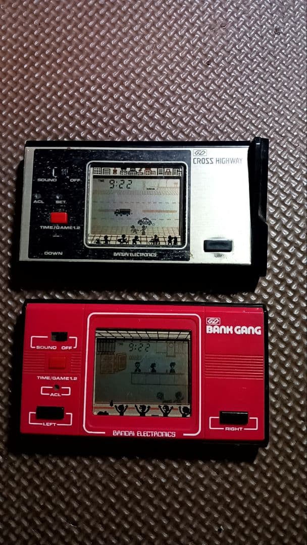 ゲームウォッチCROSS HIGHWAY & BANK GANG　ジャンク