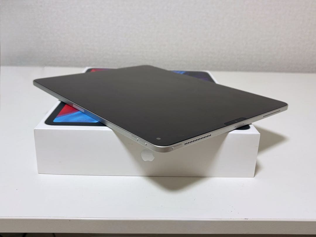 【極美品】iPad Pro 12.9 Wi-Fi 256GB 本体 ペン付き