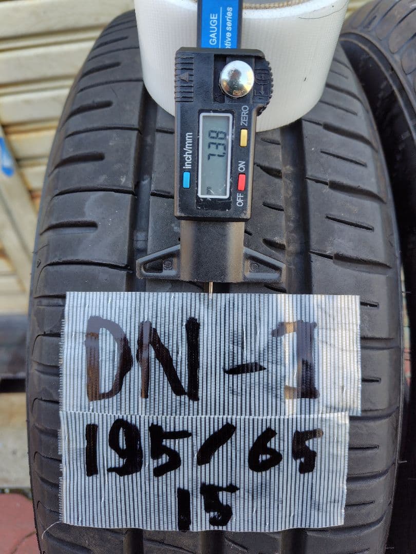 ダンロップ EC204２本セット 195/65R15 残り溝7.8mm