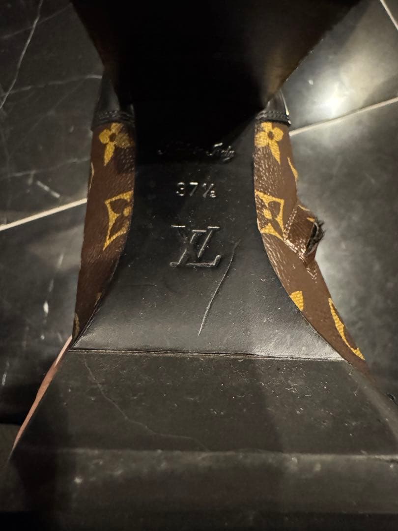 【正規品】Louis Vuitton モノグラム レースアップブーツ 37½