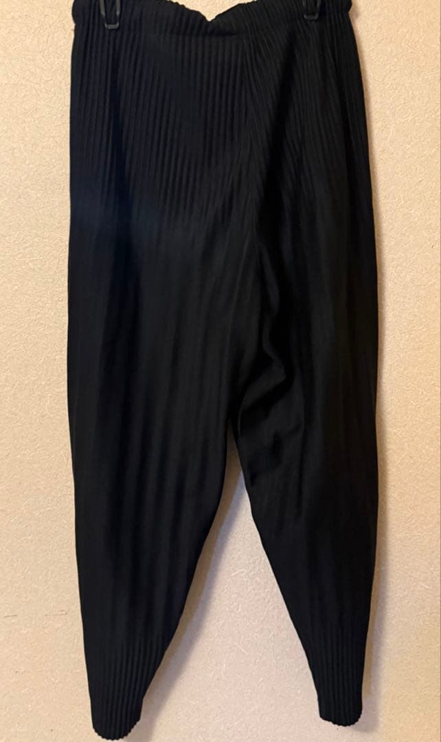 HOMME PLISSÉ ISSEY MIYAKE BASICS パンツ