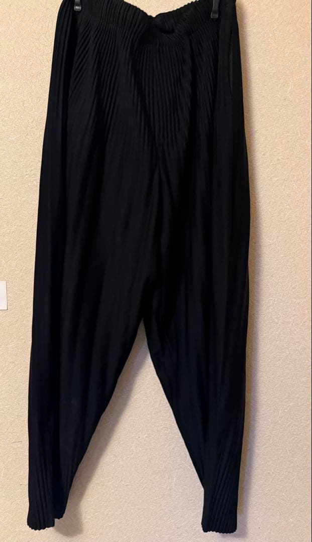 HOMME PLISSÉ ISSEY MIYAKE BASICS パンツ