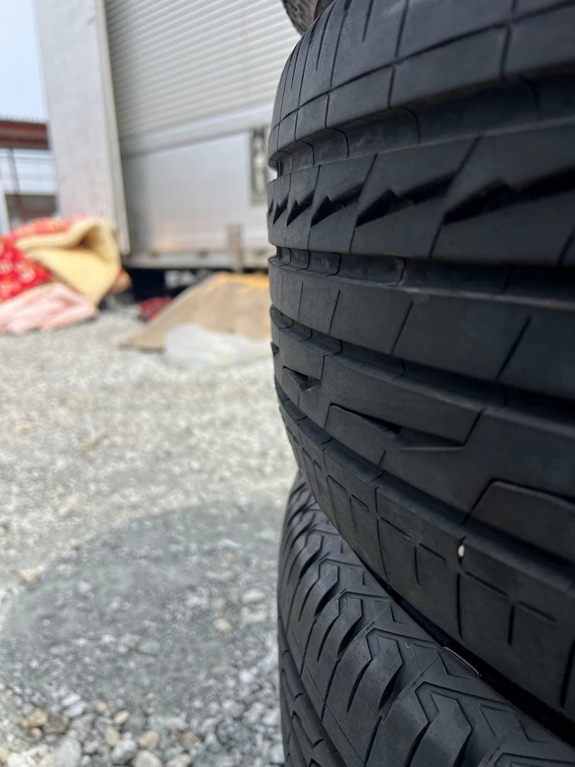 ブリヂストン　アレンザ　lx100 235/55r18 23年製　極上品　バリ山
