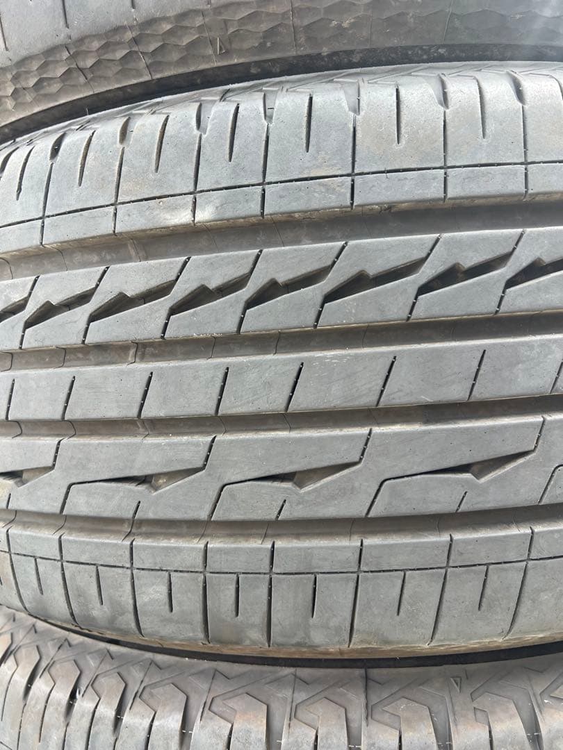 ブリヂストン　アレンザ　lx100 235/55r18 23年製　極上品　バリ山