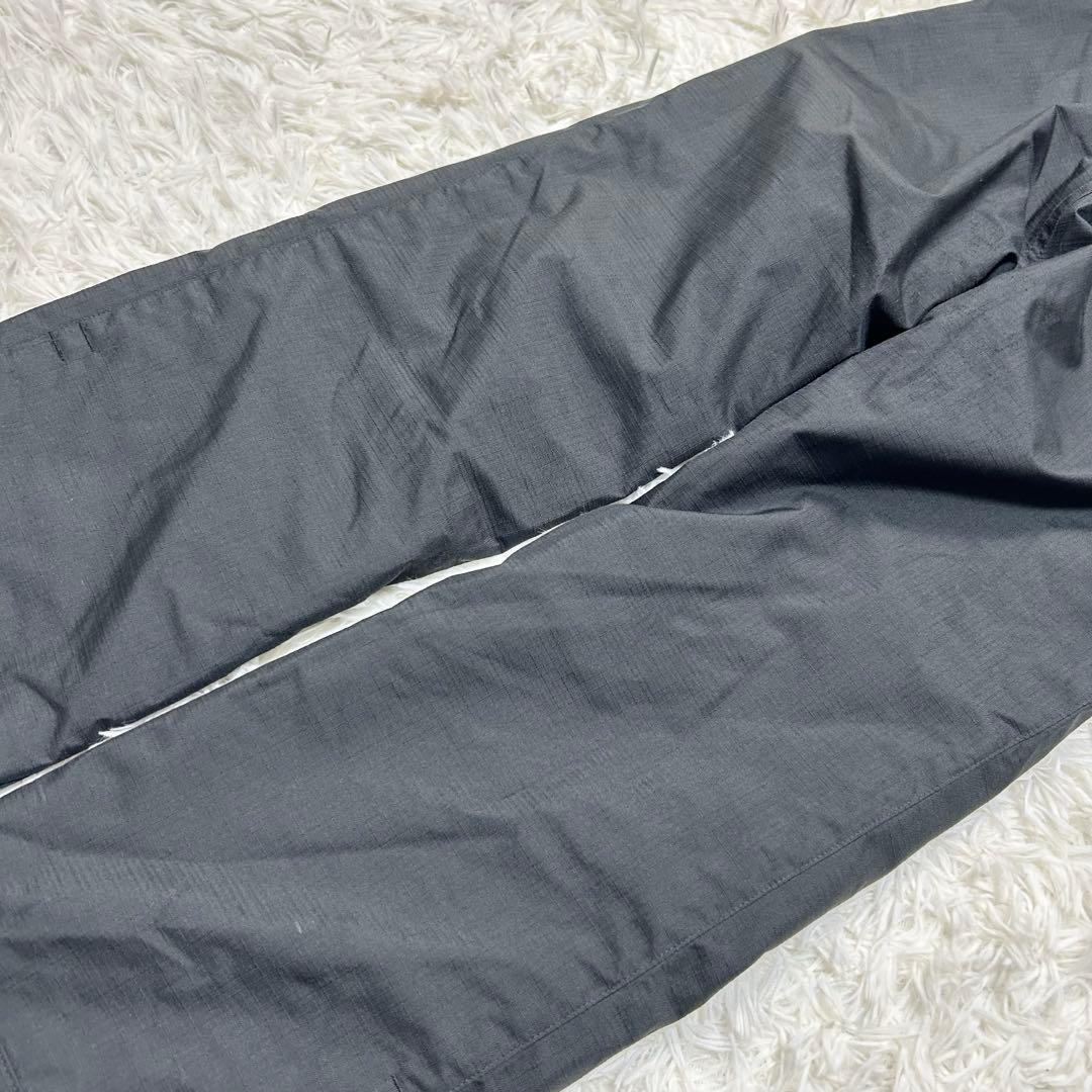 極美品 DESCENTE デサント スキーウェア スノーボードウェア 赤 黒
