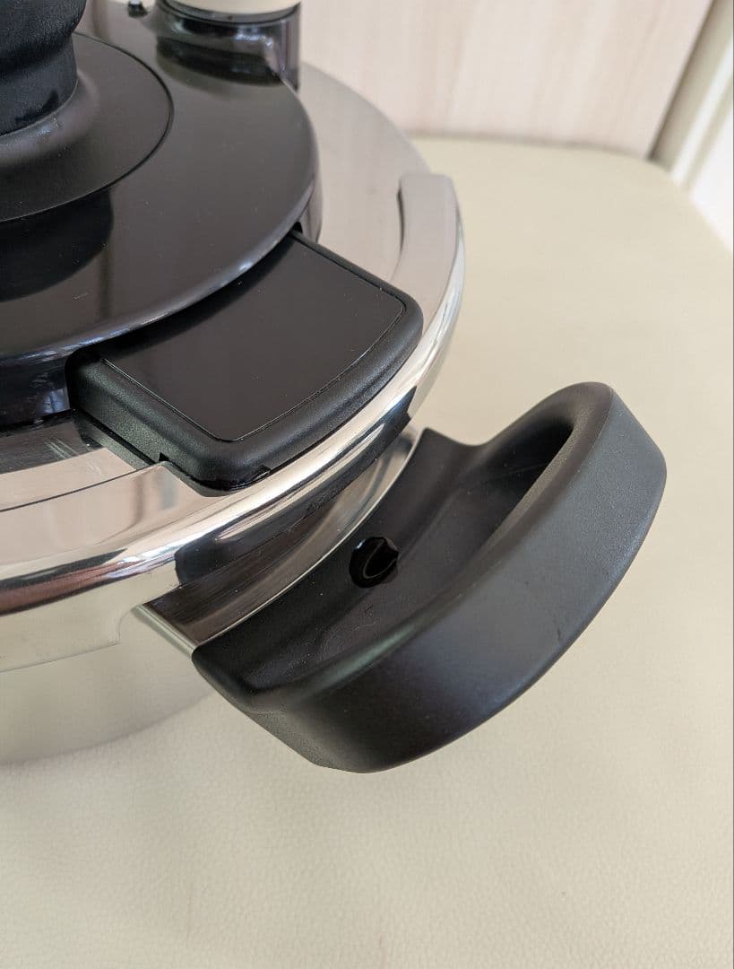 T-fal　クリプソ　3L　圧力鍋