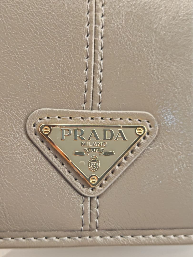 PRADA Pradasphere ミニウォレット グレー　美品