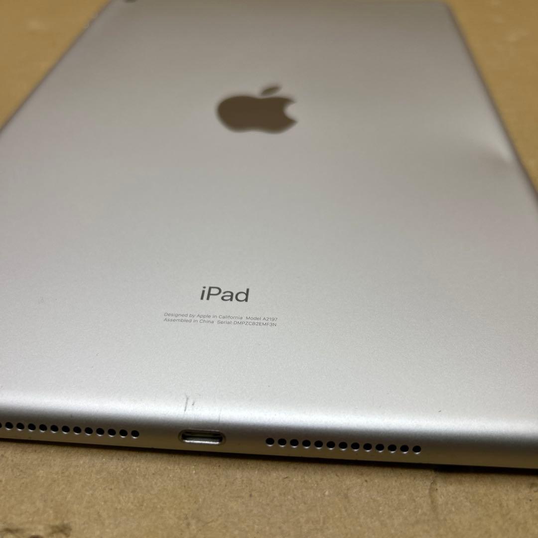 モ*サ様 Apple iPad (第７世代) Wi-Fi 32GB シルバー