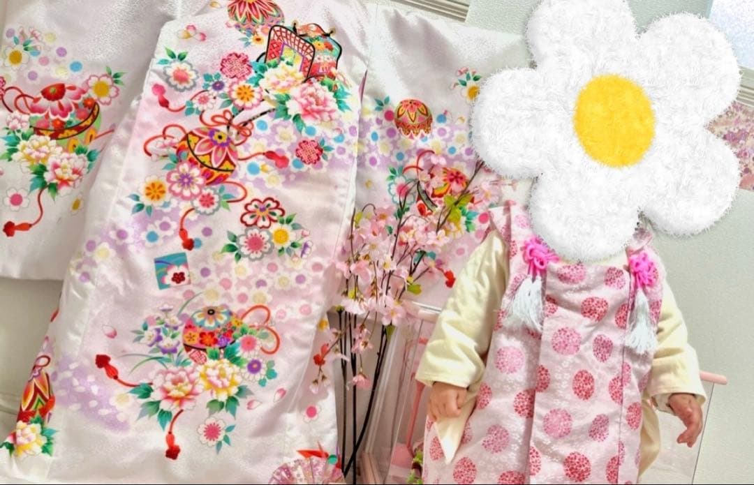 女の子　お宮参り　産着　晴れ着　着物　白　ピンク　花籠　手毬