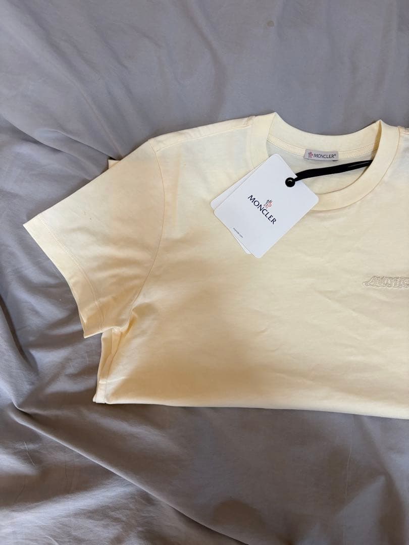 【値下げしました】MONCLER Tシャツ 正規品
