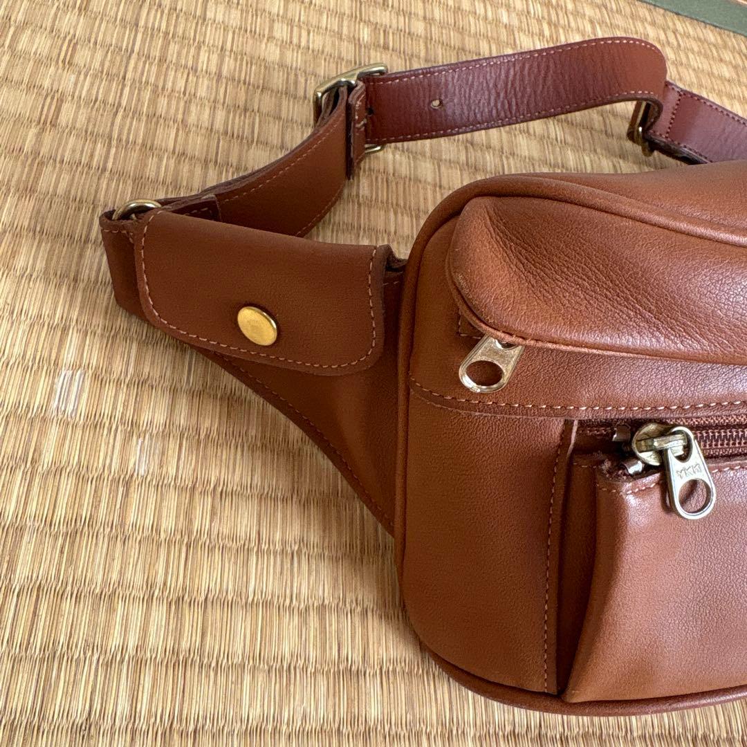 COACH ブラウンレザーウエストポーチバッグ