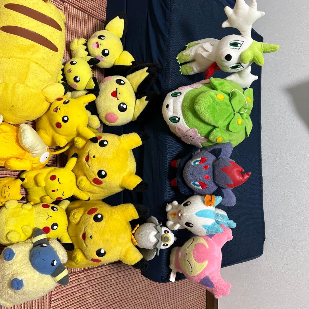 ピカチュウ ポケモン　ぬいぐるみ　まとめ売り