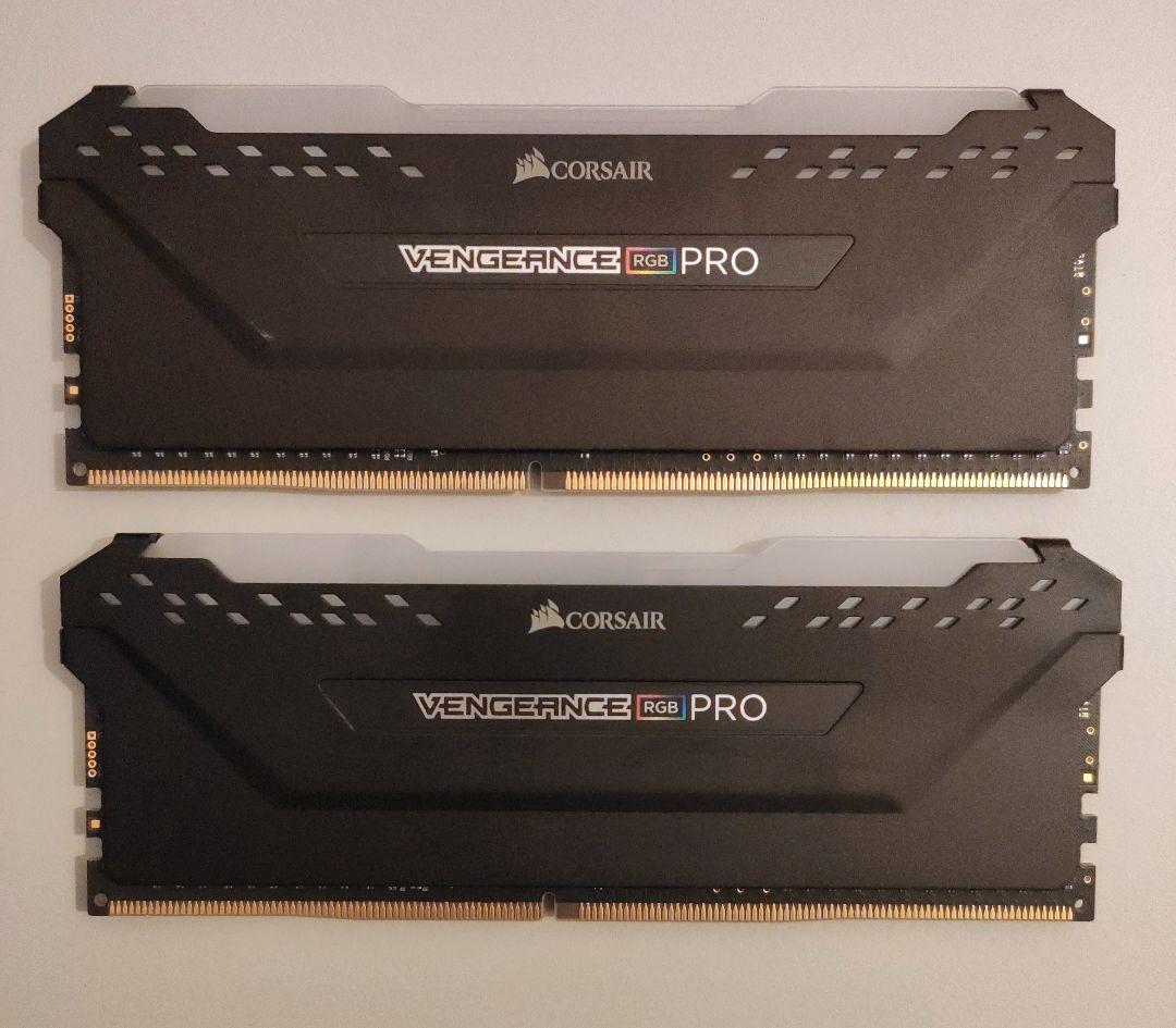 メモリー CORSAIR VENGEANCE RGB PRO DDR4 3600 16GB