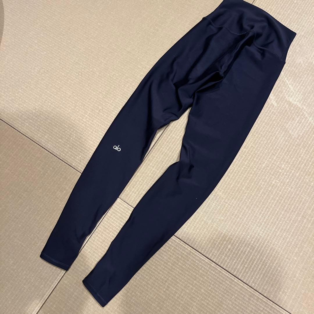 alo yoga airlift xxs ネイビー系