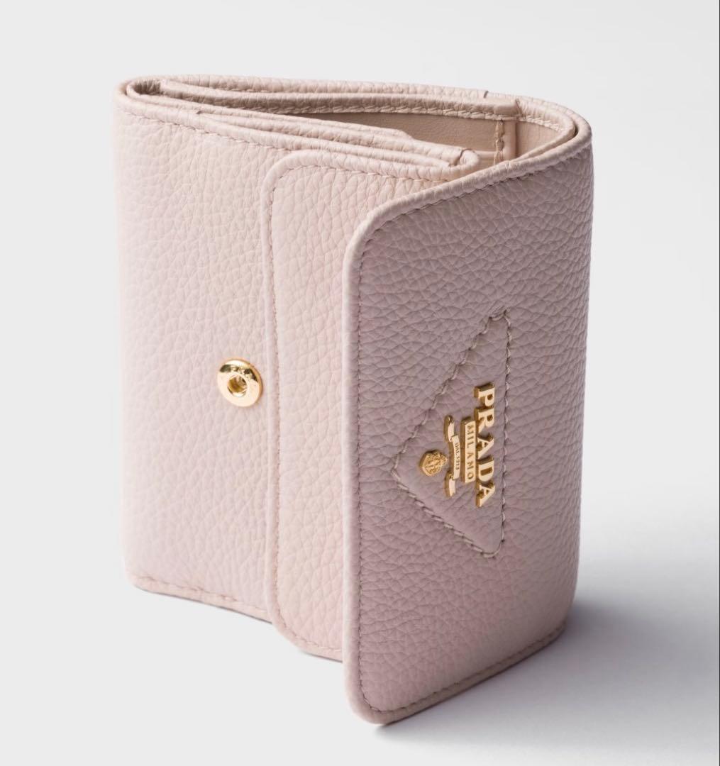 【新品未使用】PRADA 1MH043 三つ折り財布 ウォーターリリー