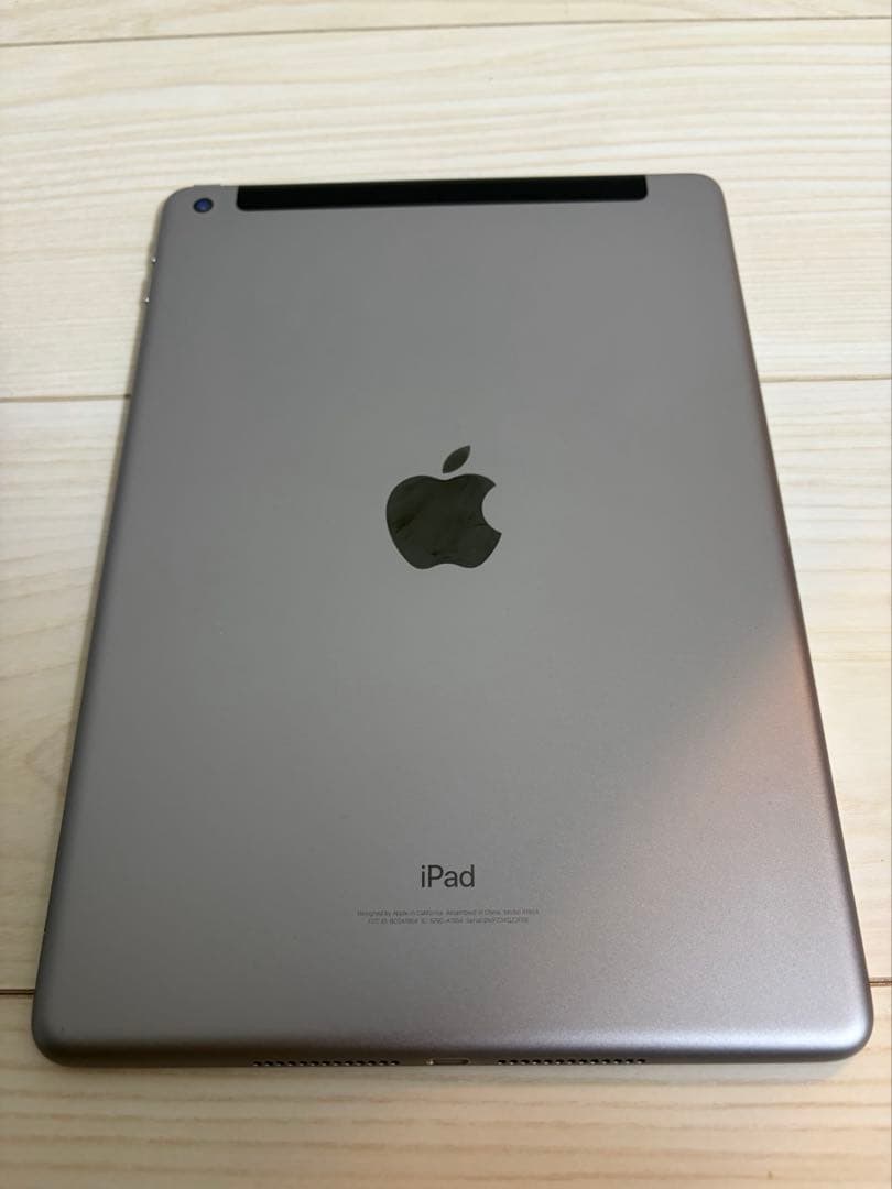 iPad 第六世代　(モデル　A1954)
