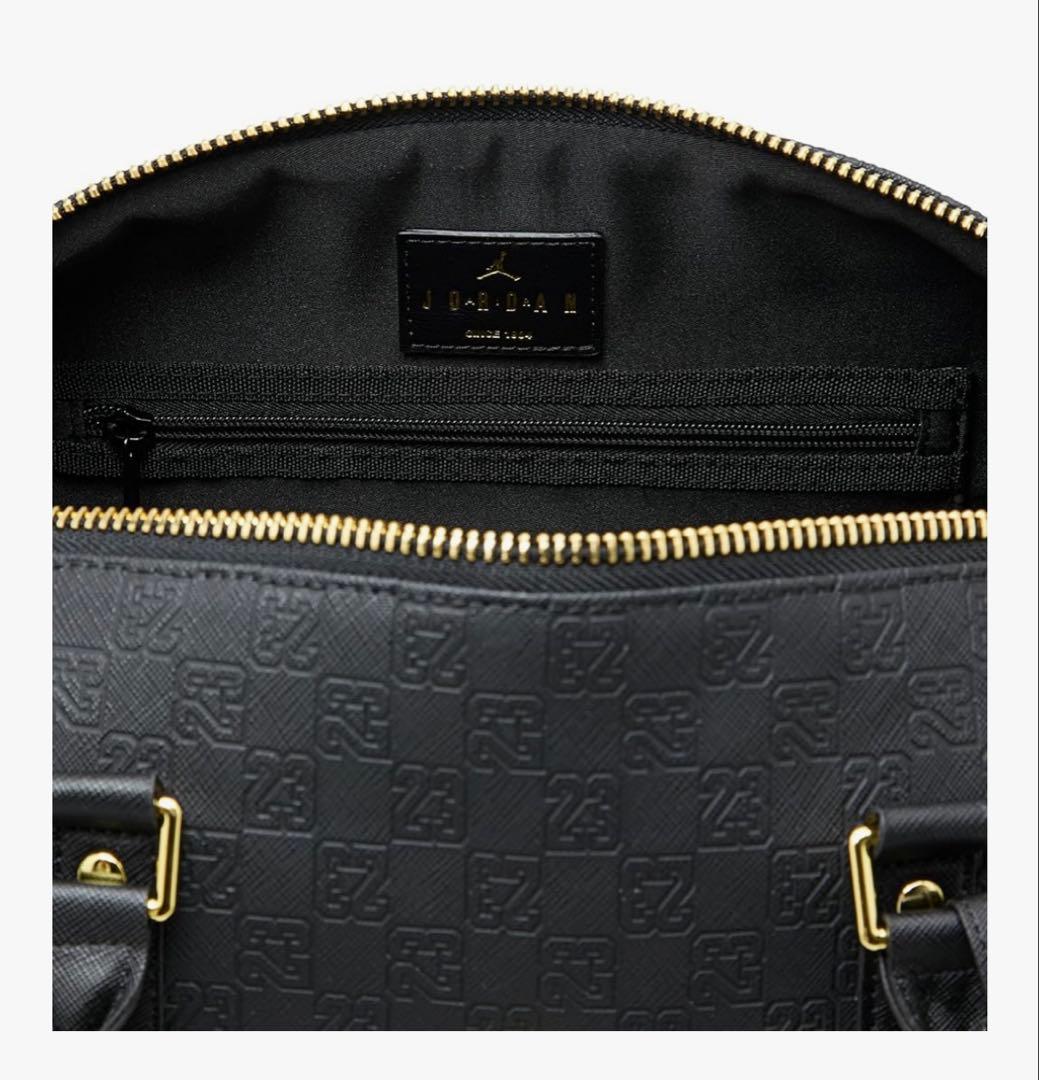 ナイキ ジョーダン モノグラム ダッフルバッグ Mサイズ　25L