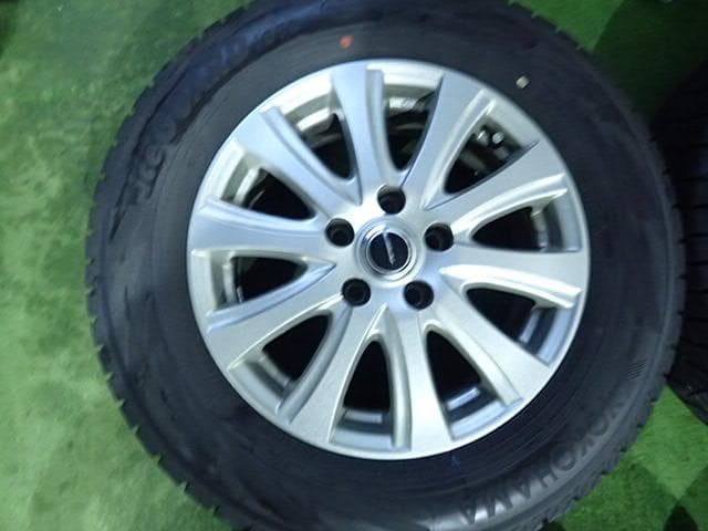 B1053【送料無料】スタッドレスタイヤ 215/65R16 4本セット