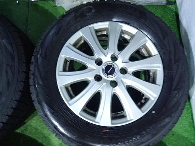 B1053【送料無料】スタッドレスタイヤ 215/65R16 4本セット