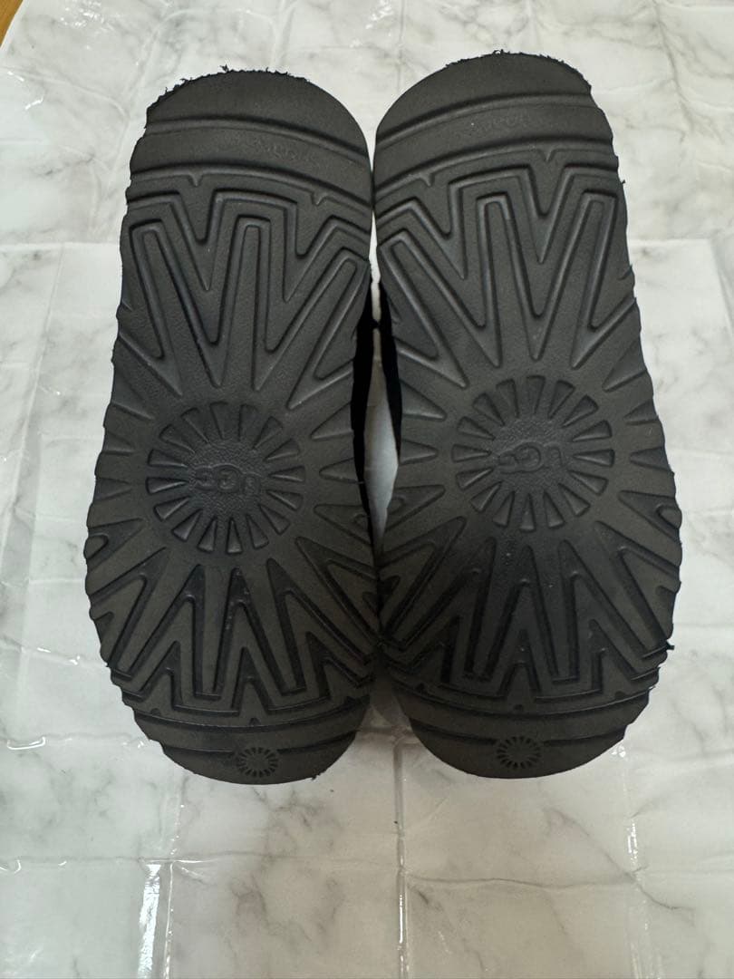 お値下げUGG ブラックムートンブーツ　US5