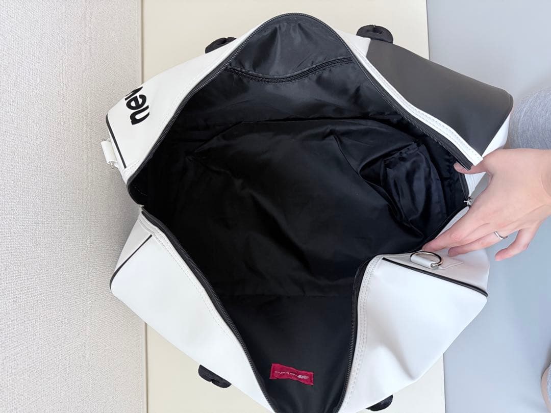new balance ニューバランス ボストンバッグ 白/黒