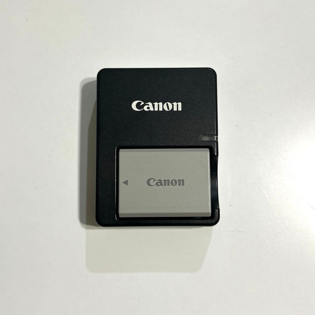 Canon EOS kiss X3 Digital デジタル一眼レフ