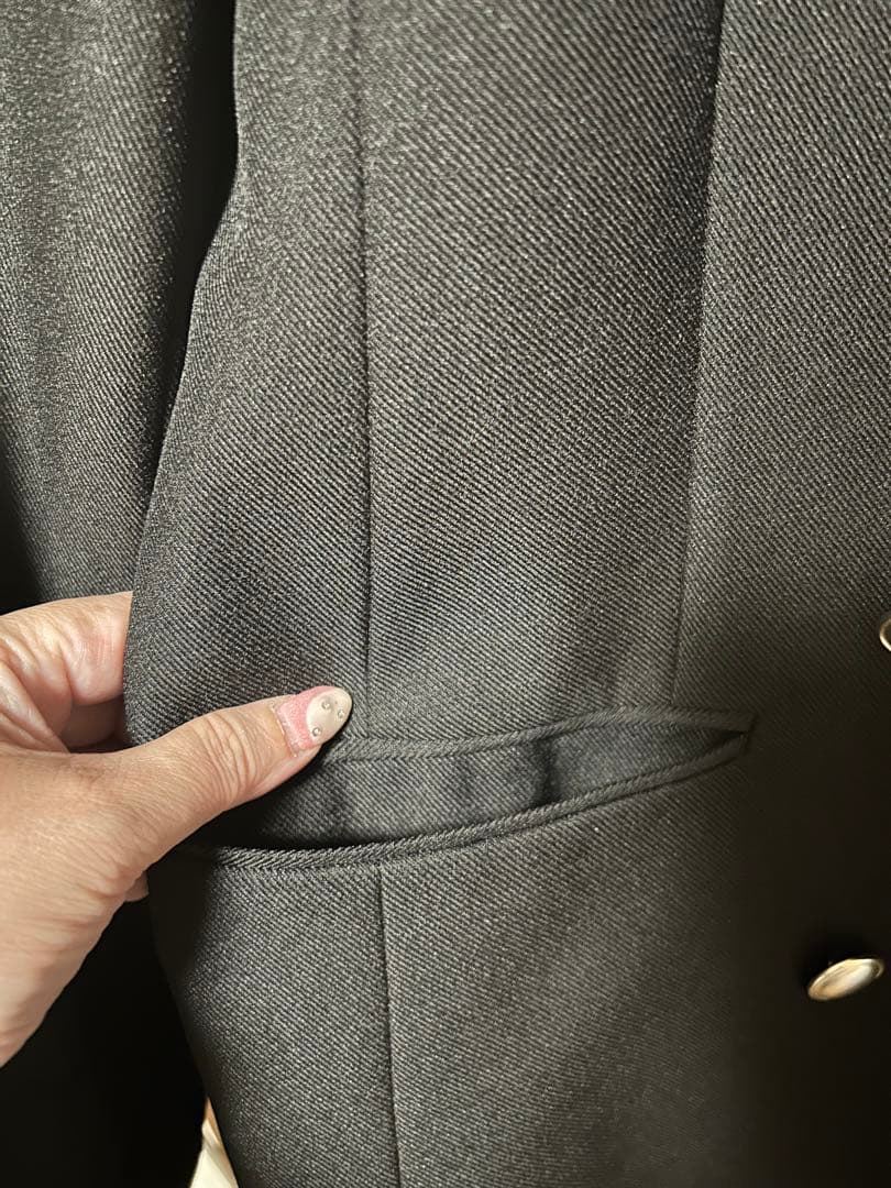 LOURDES ルルド　綺麗目ジャケット　黒　シルバーボタン