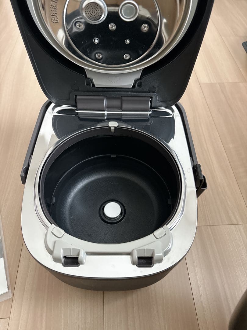 美品★Panasonic可変圧力IHジャー炊飯器 おどり炊き SR-MPA102