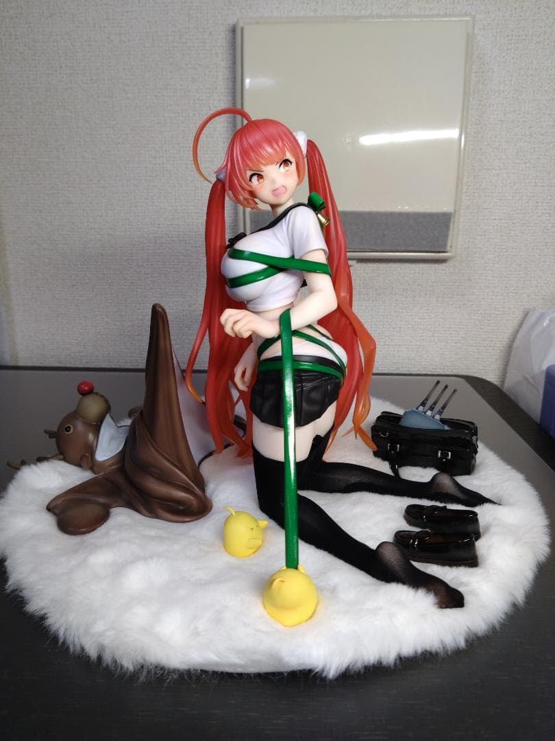 アズールレーン　ホノルル プレゼント・ファイアレッド　フィギュア　RIBOSE