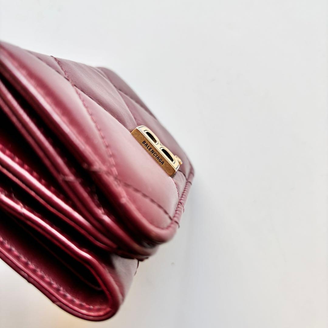 りんごページ！BALENCIAGA バレンシアガ　折り財布 三つ折り