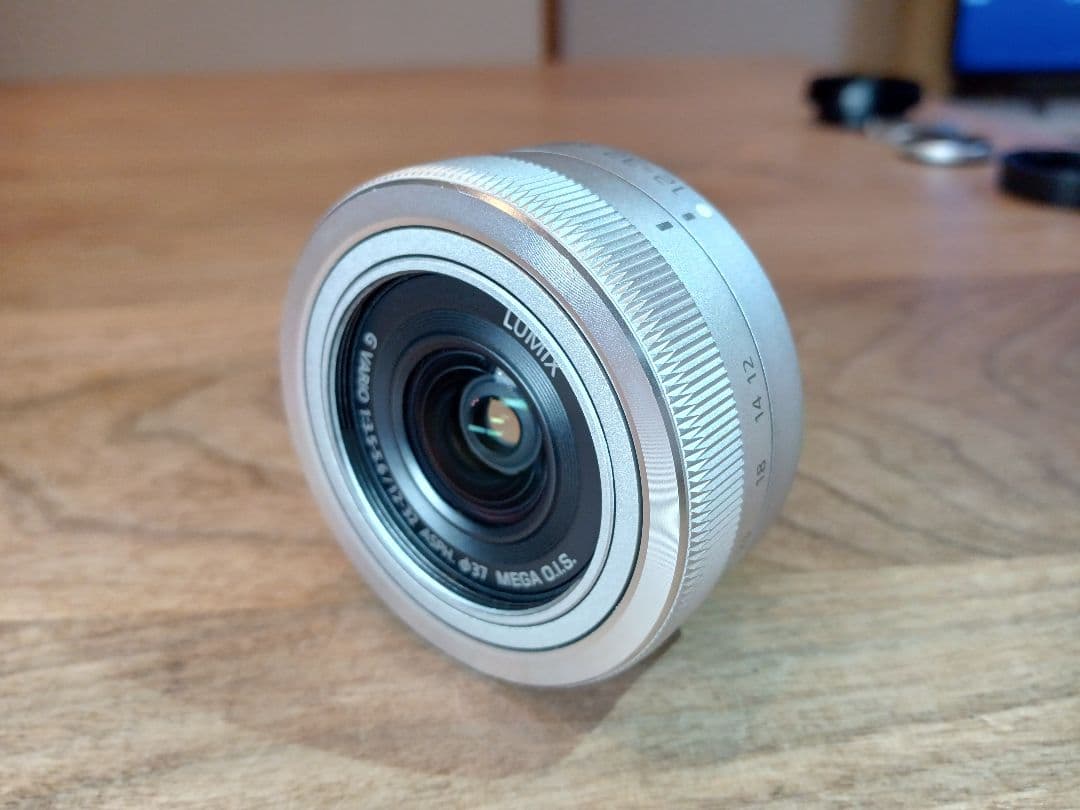 【レンズフード+レンズプロテクター付き】LUMIX G 12-32mm 返金保証