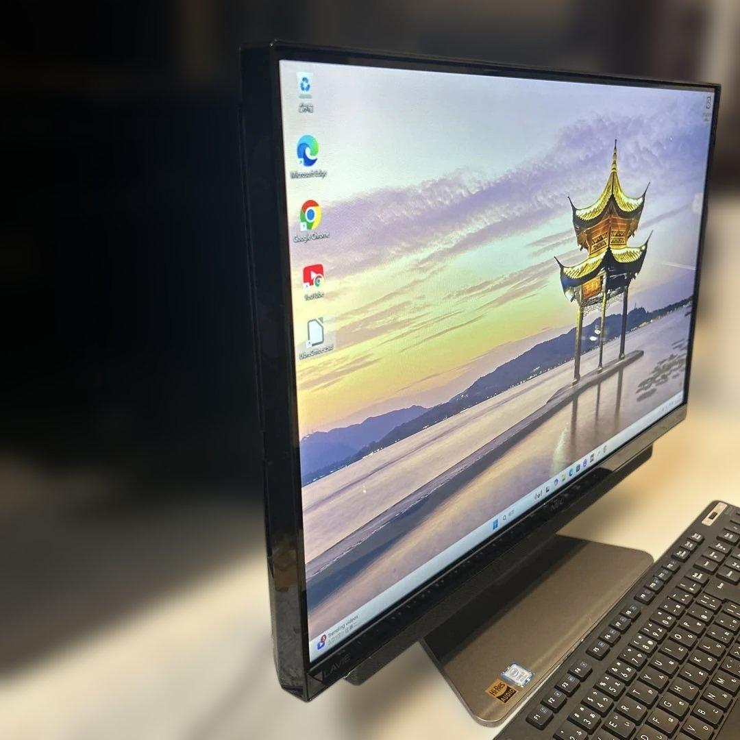nec lavie da770kab 第8世代　i7 ssd500ギガ　パソコン
