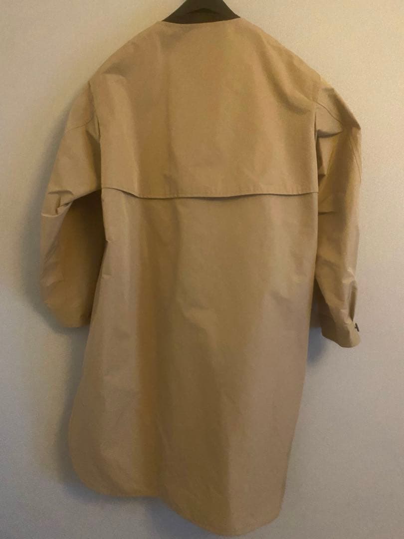 美品 LE GLAZIK ノーカラーコート　ポリエステルタフタ　ベージュ