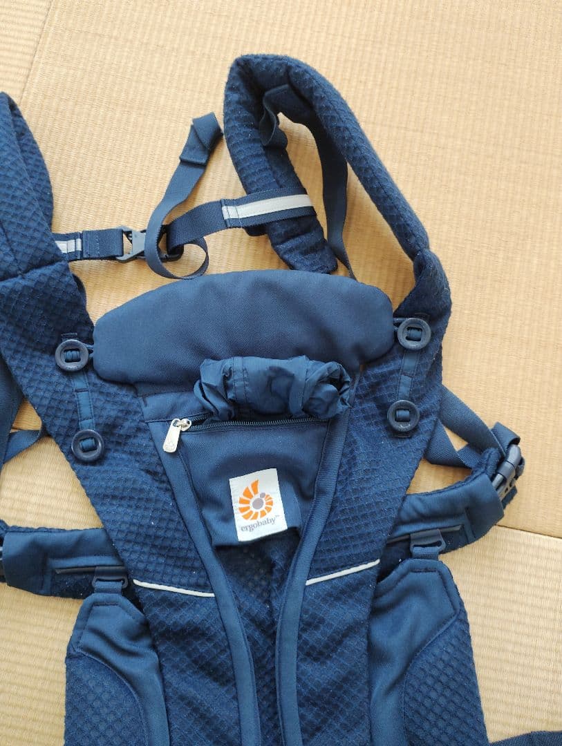 外側綺麗　エルゴ　 抱っこひも　 ポシェット付き