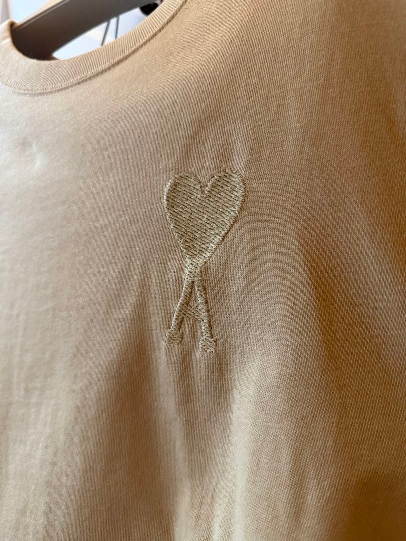 AmiParis アミパリス　Tシャツ　ベージュ　Mサイズ
