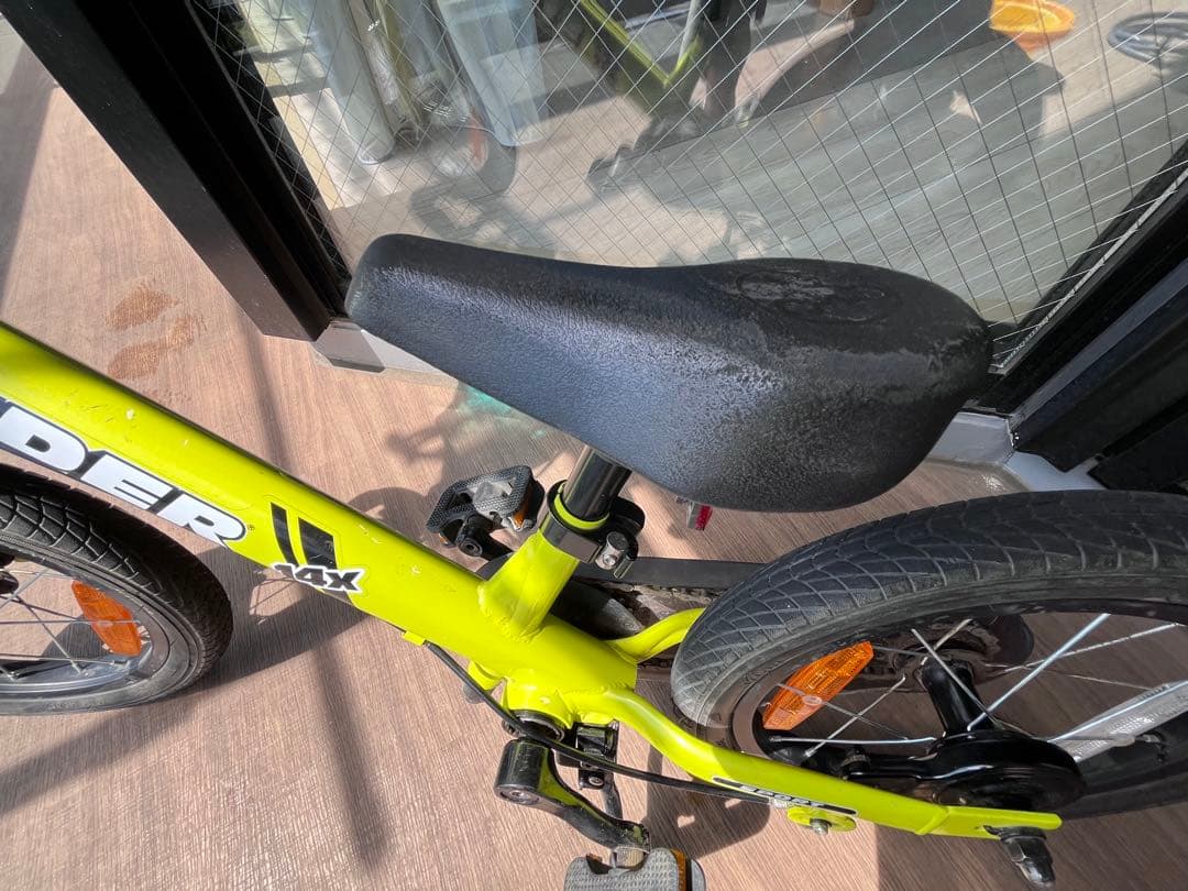 STRIDER ストライダー 14x LIME YELLOWグリップカスタム