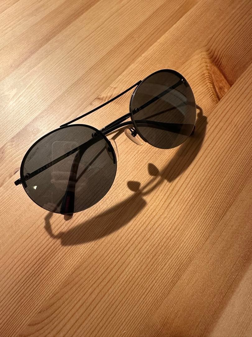 PRADA プラダ サングラス ブラック メタルフレーム ケース付き