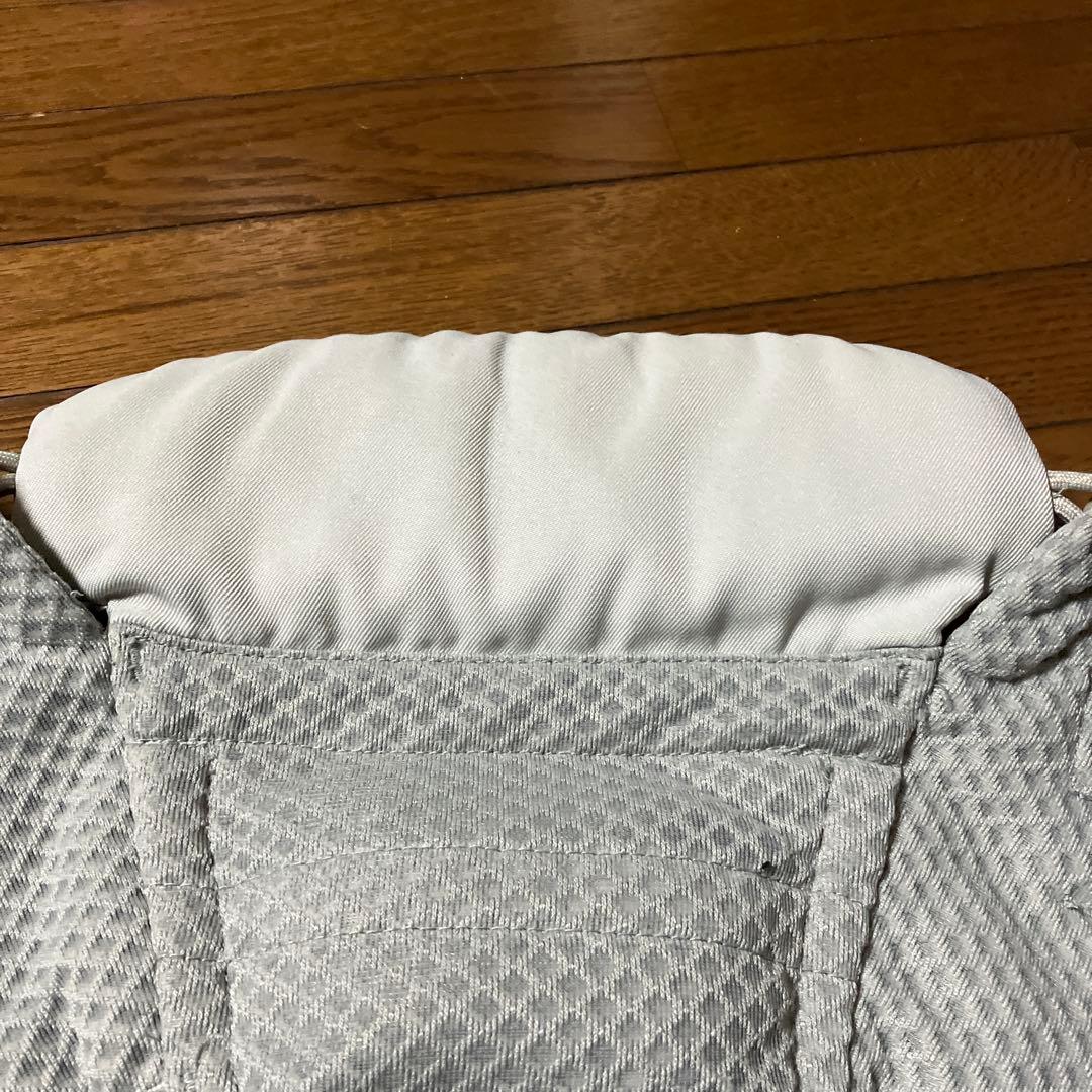 【美品】ergobaby 抱っこ紐 グレー メッシュ 正規品　オムニブリーズ