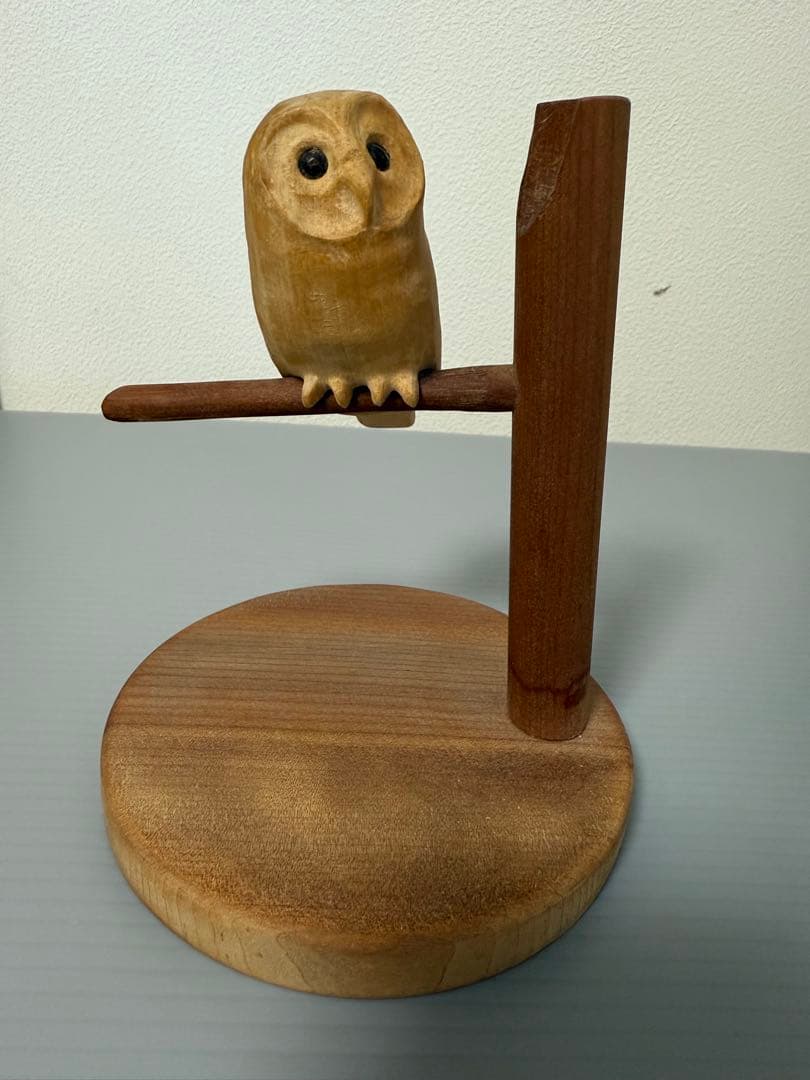 木製フクロウの彫刻オブジェ①★木彫りのふくろう置物★OWL★小泉順子さん製作
