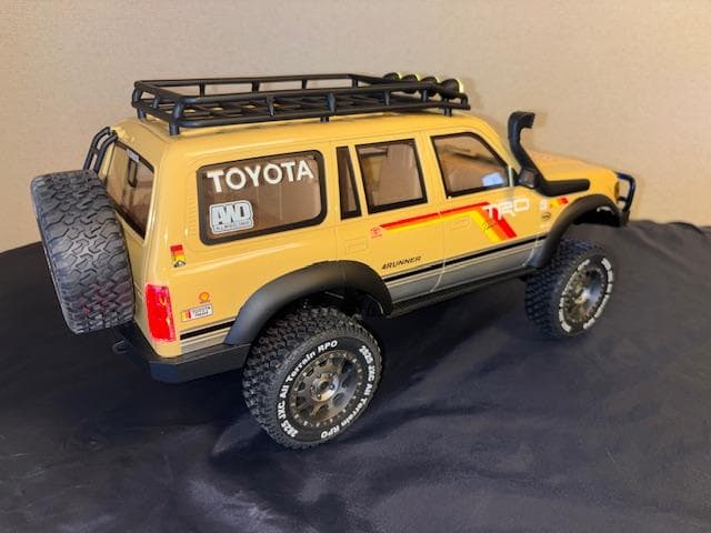 R*u様 JXC 1/12 ランドクルーザー(LC80) RCクローラー　（中国