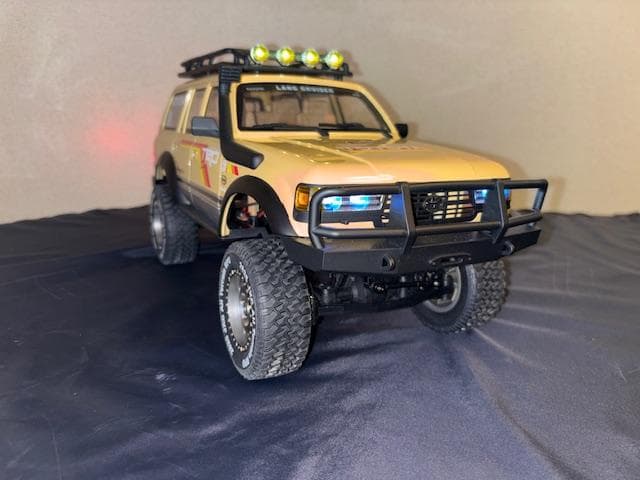 R*u様 JXC 1/12 ランドクルーザー(LC80) RCクローラー　（中国