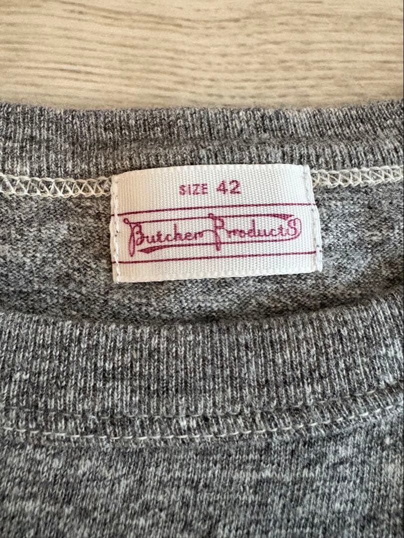 ATLAST & CO ブッチャープロダクツ アットラスト Tシャツ 42