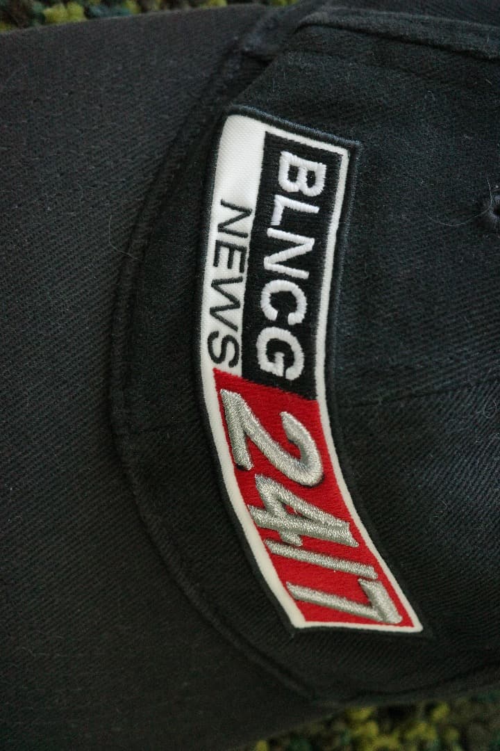 帽子 BALENCIAGA \"BLNCG NEWS 24/7\" Cap