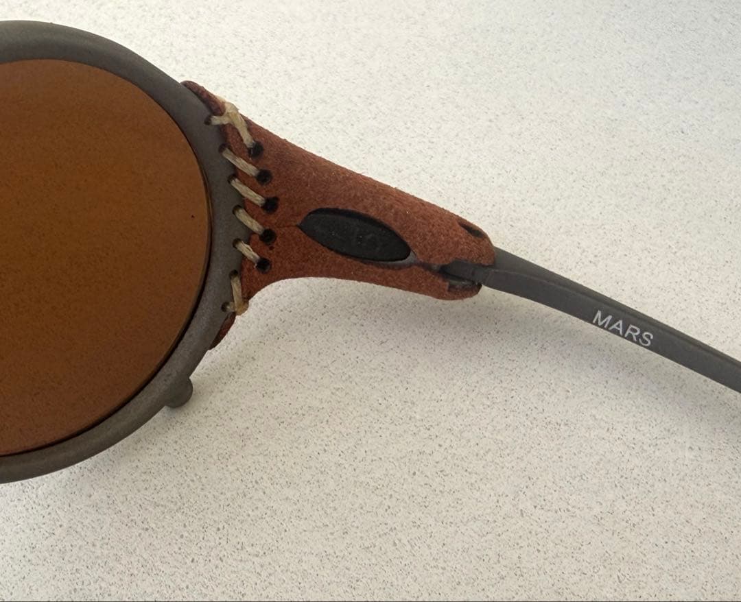 スポーツサングラス　メタル　新品　偏光レンズ