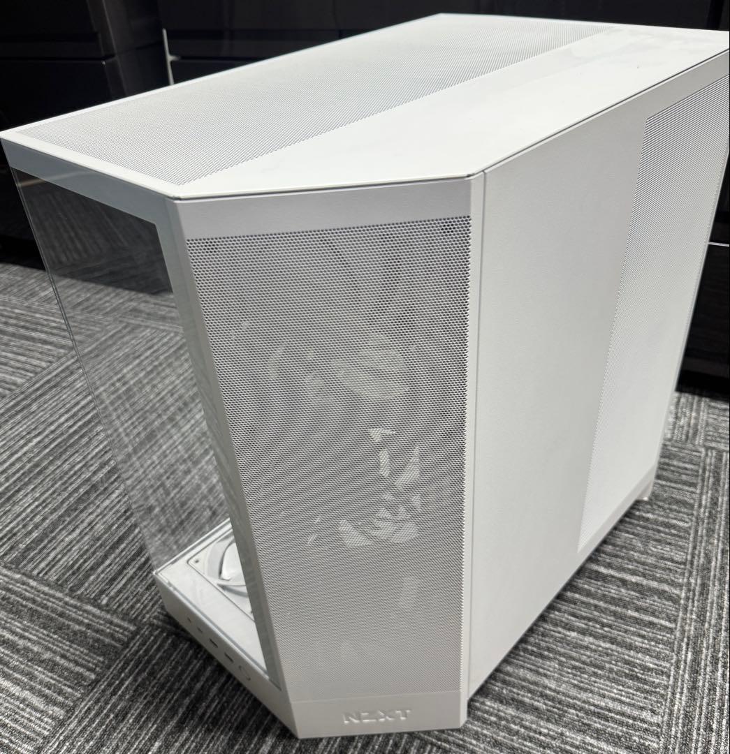 NZXT H9 Flow デュアルチャンバー　PCケース ホワイト BTF対応