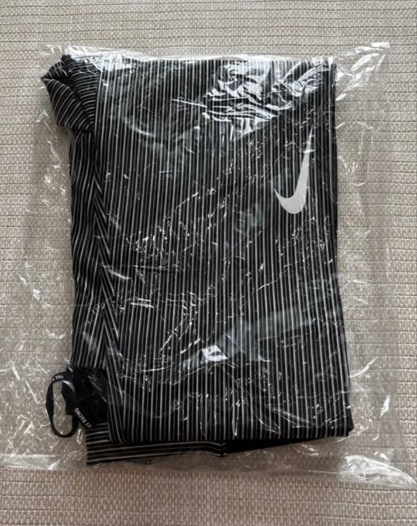 期間限定値下　新品未使用　NIKE エアロスイフト　ロングタイツ　L