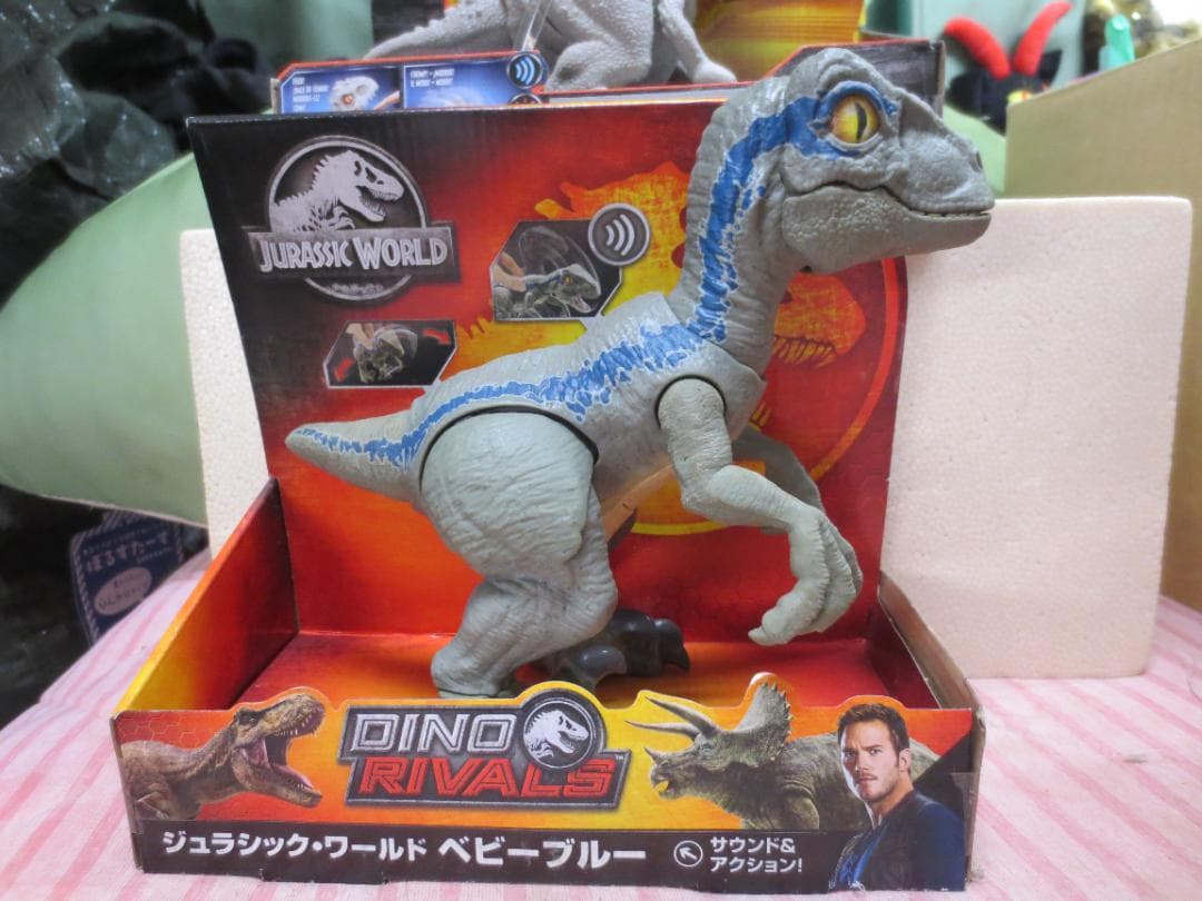ジュラシックワールド ベビーブルー サウンド&アクション DINO RIVALS