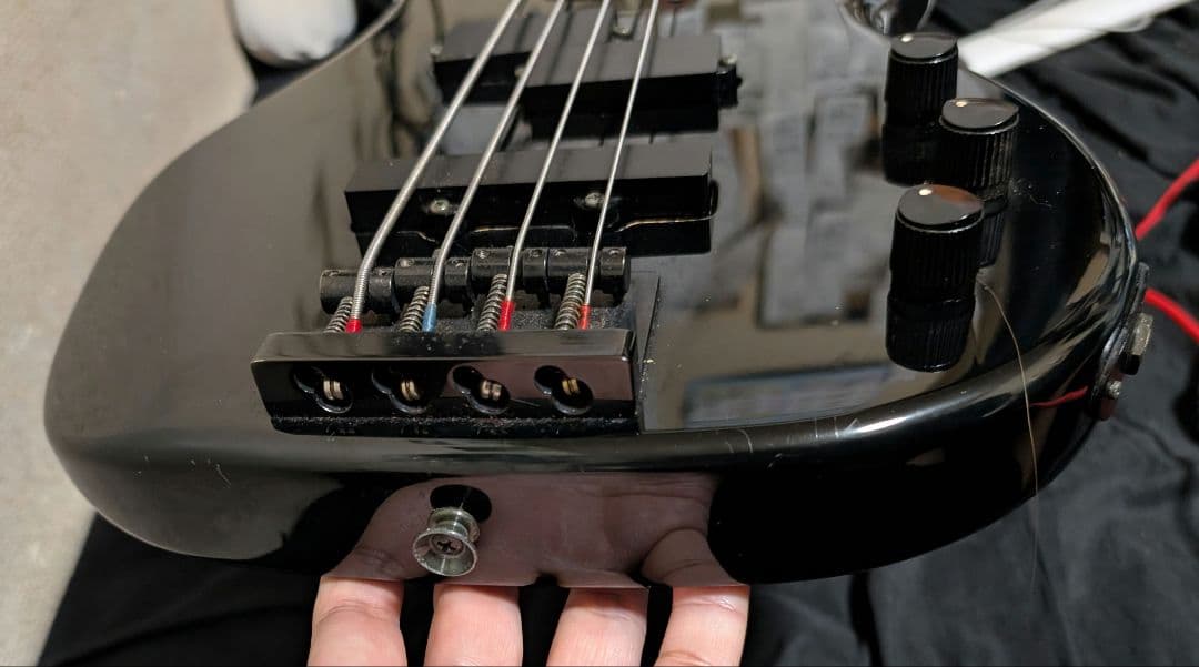 日本製 Fernandes FRBシリーズ エレキベース ミディアムスケール