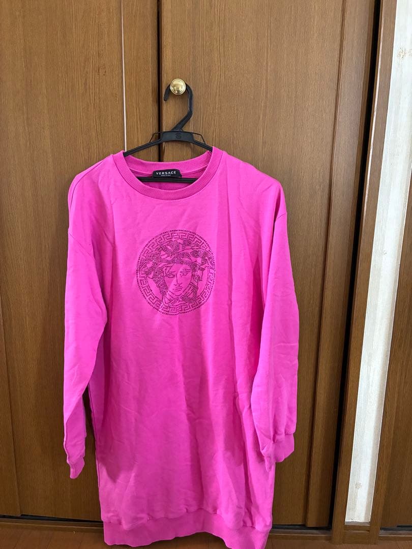 VERSACE ピンク メデューサ刺繍 長袖ワンピース